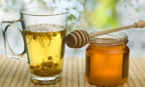 Herbal infusions made with honey eliminate the inflammation of prostatitis and have a beneficial effect on the whole body